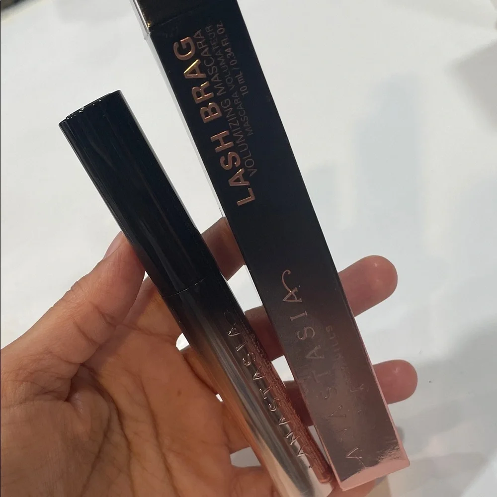 Anastasia Beverly Hills Lash Brag Mascara - Black and Gold